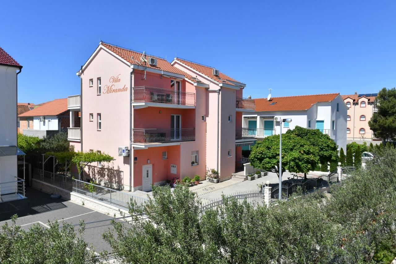 Apartments Villa Miranda Vodice Exterior foto