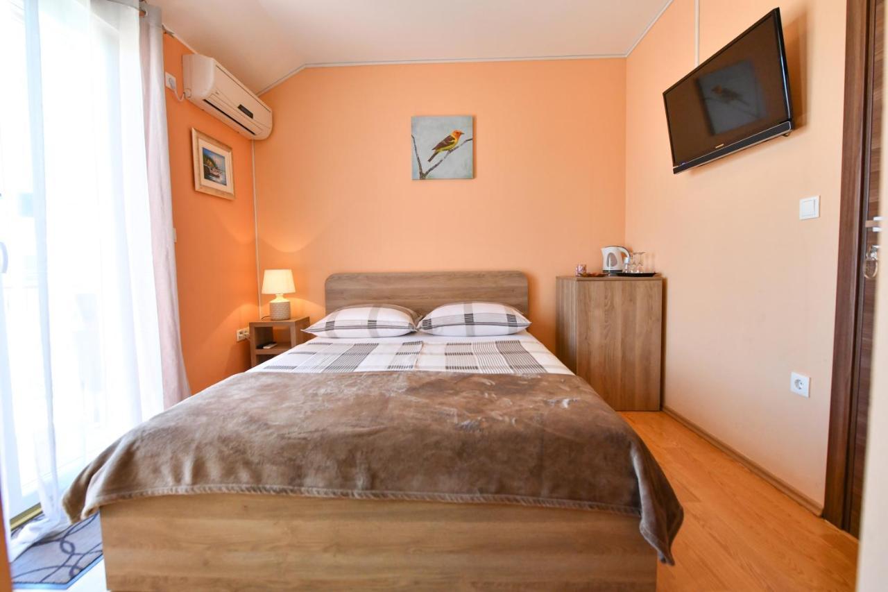 Apartments Villa Miranda Vodice Exterior foto